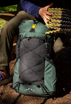 Framed Vs. Frameless Packs: What’s the Difference?