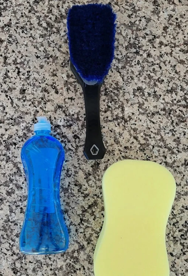 A SIMPLE TOOLKIT: BRUSH, SOAP, SPONGE
