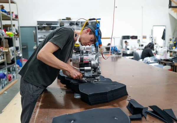 OWEN CUTTING S.V. COMPONENTS – PHOTO CHRISTOPHER JONES
