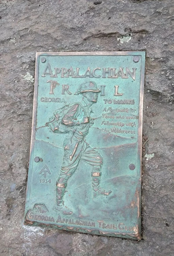 THE ICONIC SPRINGER MOUNTAIN PLAQUE
