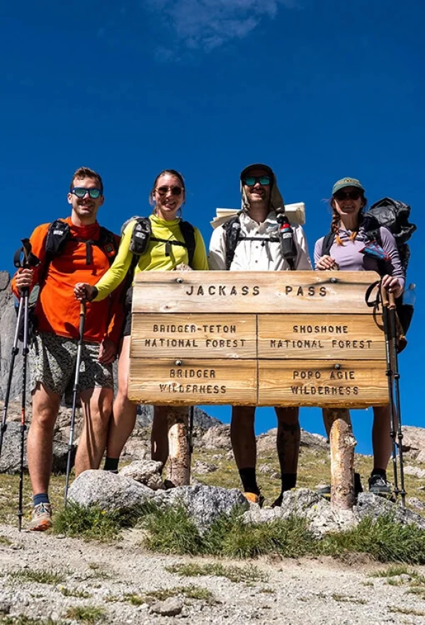 SHAKE-DOWNS CAN BE REAL TRIPS, TOO!