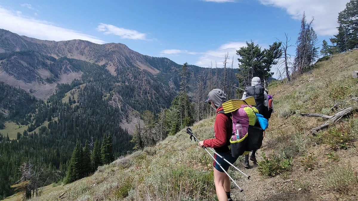 How to Adjust to High Elevation: Symptoms, Risks, and Tips for Altitude